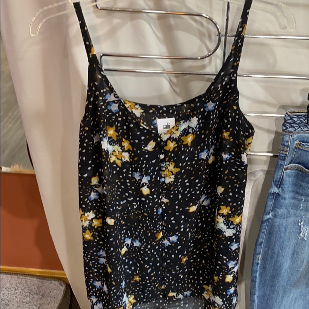 Cabi 3606 Size S Cluster Cami Black Floral Tank Women’s Adjustable Straps